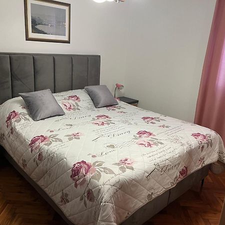 Apartments Julija Vela Luka Eksteriør bilde
