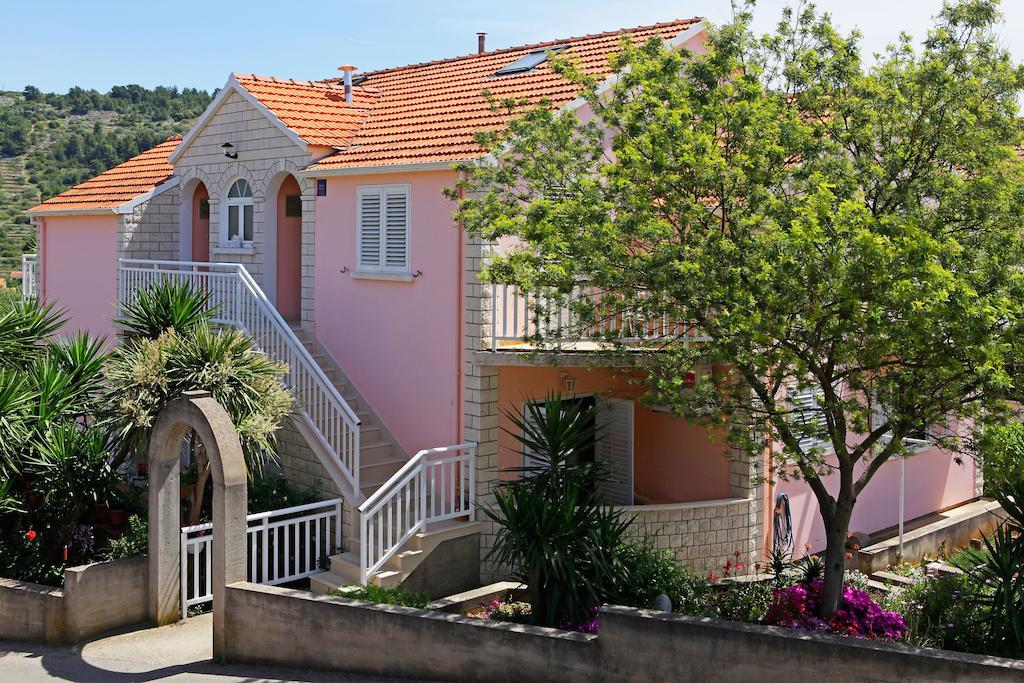 Apartments Julija Vela Luka Eksteriør bilde