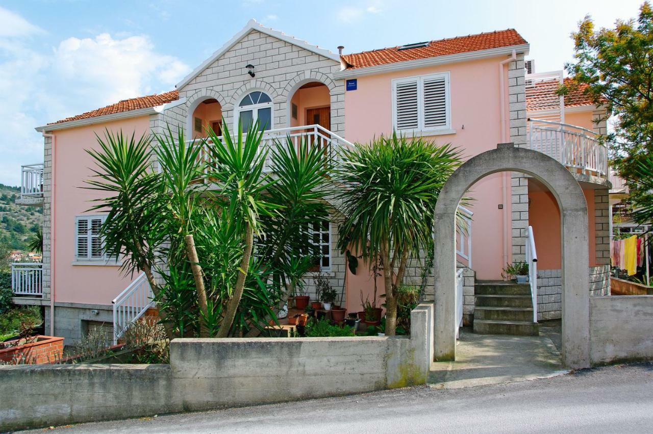 Apartments Julija Vela Luka Eksteriør bilde